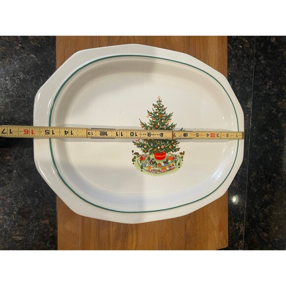 Pfaltzgraff HERITAGE CHRISTMAS Tree Platter - Picture 5 of 7